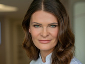 MUDr. Zuzana Veselá, Ph.D. - MEDICOM Clinic