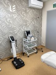 LE CLINIC
