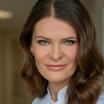 MUDr. Zuzana Veselá, Ph.D. - MEDICOM Clinic