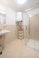 GIA clinic   koupelna zázemí pro klienty