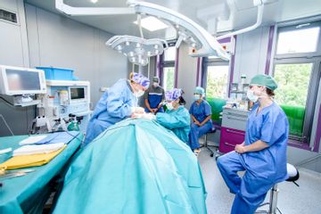 Operační sál (2)
