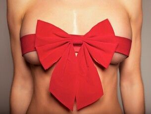 Zvětšení prsou – Vánoční sleva 15 %. Pouze 20. 12.