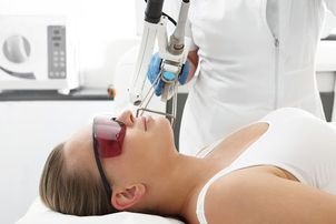 Odstranění znamének a kožních výrůstků laserem