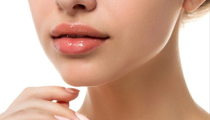 Proč podstoupit operaci rtů (augmentaci)?