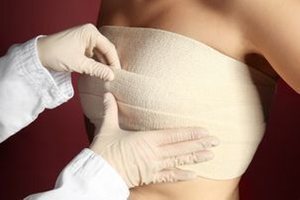 Rekonvalescence po modelaci prsou s augmentací 