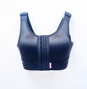 Kompresní prádlo po plastice prsou