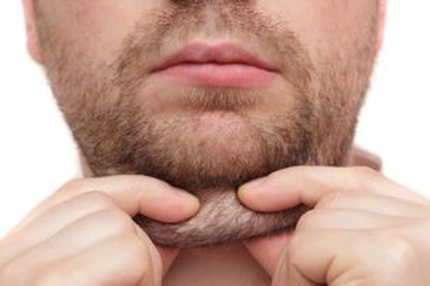 Komplikace při nedůsledné rekonvalescenci po liposukci brady