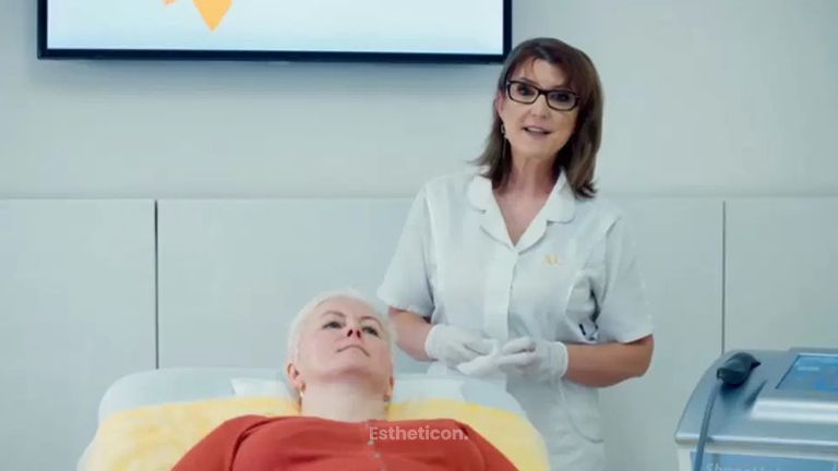 Revoluční omlazení a neinvazivní liposukce přístrojem ShapeUp